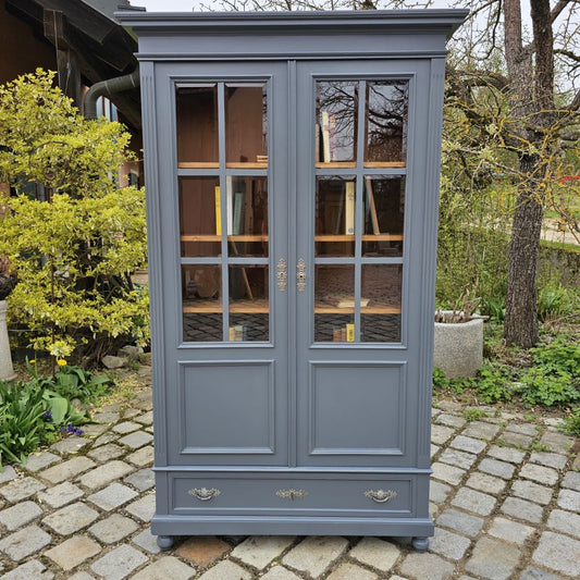 Verkauft - Bücherschrank mit altem Glas mit Facettenschliff - 147